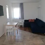 Sostoi Apartmanhaz 公寓 希欧福克