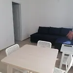 Sostoi Apartmanhaz