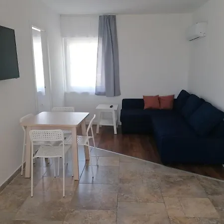 Sostoi Apartmanhaz דירה שיופוק