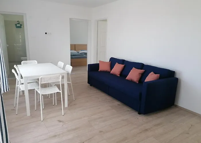 Sostoi Apartmanhaz * Siofok