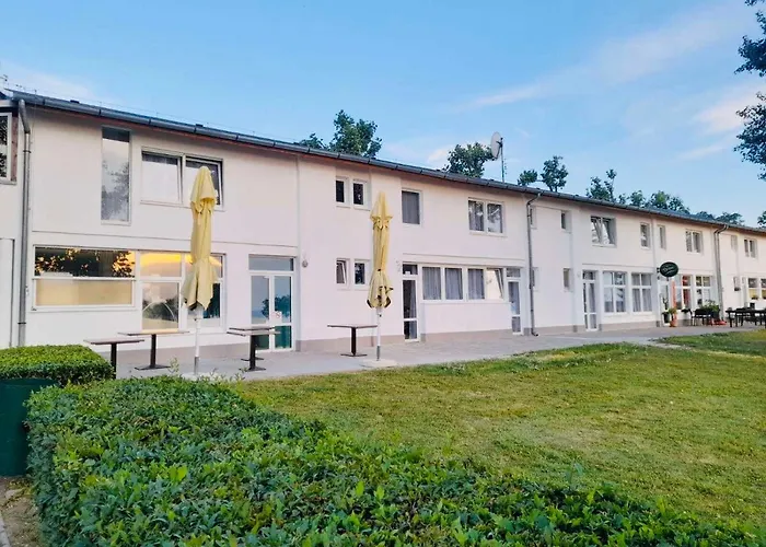 Sostoi Apartmanhaz Lägenhet Siófok