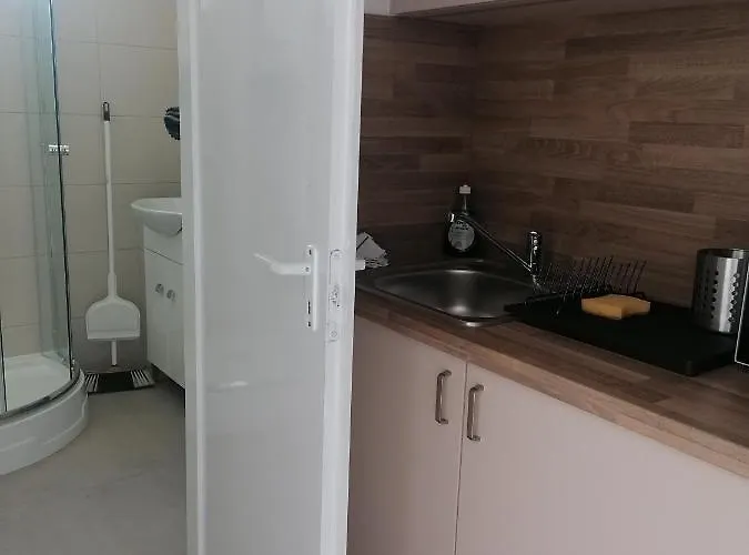 Sostoi Apartmanhaz Lägenhet